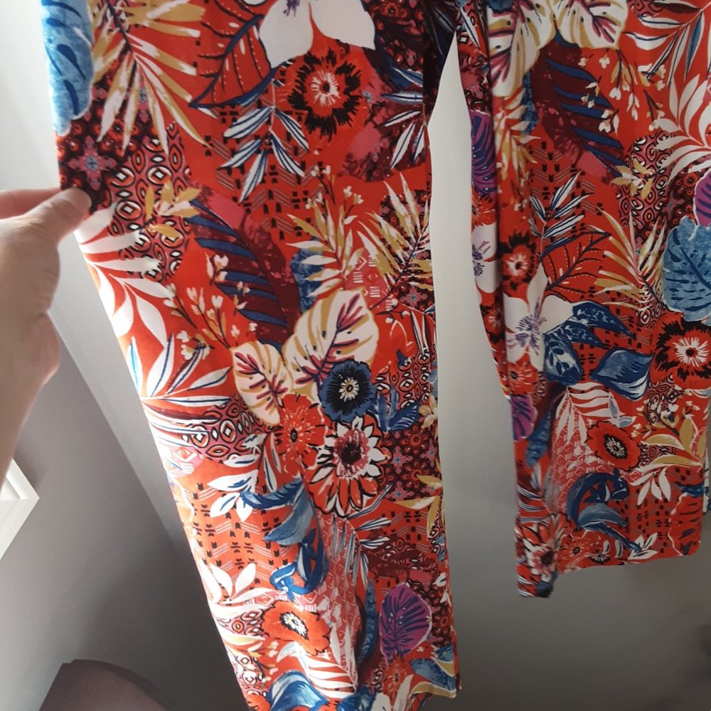 New! BOG Collective Strapless Floral Jumpsuit Romper, Cute Comfy Tropical Flowy - Picture 5 of 15